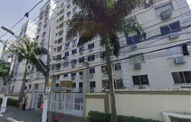 Imagem: O apartamento possui 3 Dormitórios, 2 Banheiros, 1 Vaga na