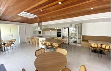 Imagem: O apartamento possui 3 Dormitórios, 1 Banheiro, 1 Vaga na garagem