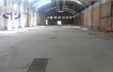 Imagem: O depósito possui 5 Vagas na garagem, 22.000m² de Área, Imóvel