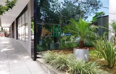 Imagem: O depósito possui 1 Vaga na garagem, 75m² de Área e está