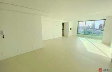 Imagem: O apartamento possui 3 Dormitórios, 4 Banheiros, 3 Vagas na