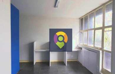 Imagem: O depósito possui 35m² de Área e está localizado em Santo