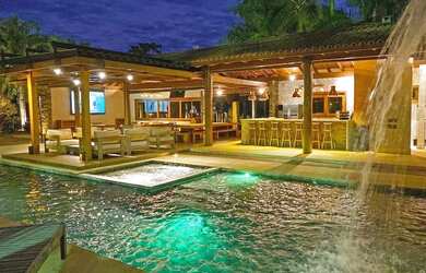 Imagem: A fazenda está localizado em Mangabeira, João Pessoa à venda