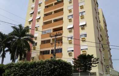 Imagem: O apartamento possui 3 Dormitórios, 2 Banheiros, 128m² de