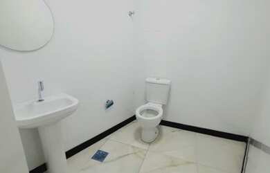 Imagem 7: Comercial para Locação em Belo Horizonte, Sagrada Família, 4 banheiros