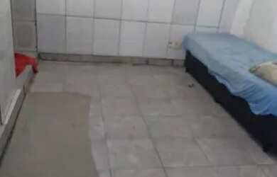 Imagem: A casa possui 1 Dormitório, 1 Banheiro e está localizado