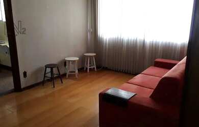 Imagem: O apartamento possui 1 Dormitório, 1 Banheiro, 2 Vagas na garagem