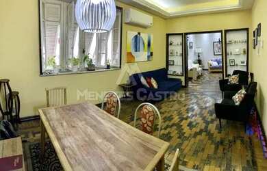 Imagem: O apartamento possui 4 Dormitórios, 4 Banheiros, 1 Vaga na