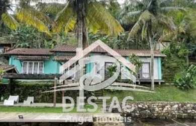 Imagem: A casa possui 2 Dormitórios, 1 Banheiro e 850m² de Área e