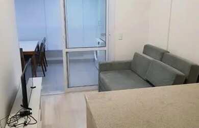 Imagem: O apartamento possui 1 Dormitório, 1 Banheiro, 1 Vaga na garagem