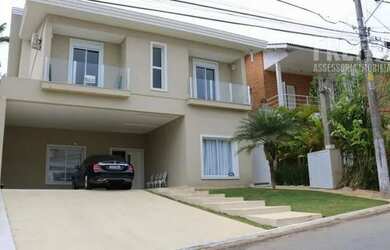 Imagem: A casa em condomínio possui 4 Dormitórios, 5 Banheiros, 4