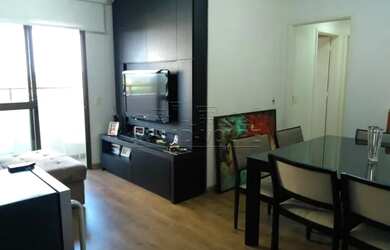 Imagem: O apartamento possui 2 Dormitórios, 2 Banheiros, 2 Vagas na