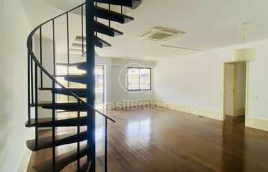 Imagem: O apartamento na cobertura possui 3 Dormitórios, 3 Banheiros