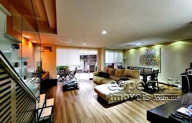 Imagem: A casa em condomínio possui 4 Dormitórios, 5 Banheiros, 4