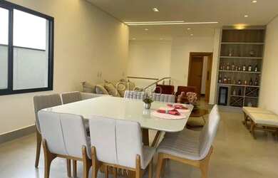 Imagem 2: Casa à venda no Condomínio Residencial Mont x27 alcino - Valinhos/SP