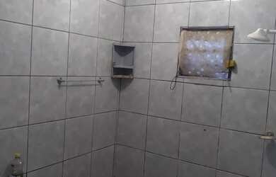 Imagem 5: Vendo esta linda casa. Varanda, 120m² de Área, 1 Vaga na garageme2 Dormitórios