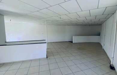 Imagem: O depósito possui m² de Área e está localizado em Jardim