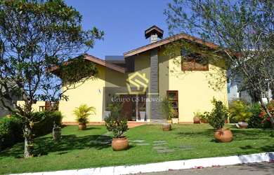 Imagem: A casa possui 3 Dormitórios, 4 Banheiros, 2 Vagas na garagem