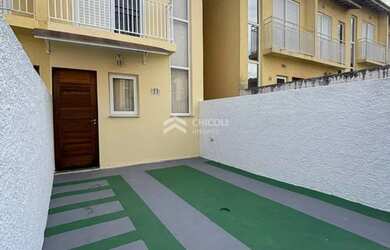 Imagem: A casa em condomínio possui 2 Dormitórios, 2 Banheiros, 1