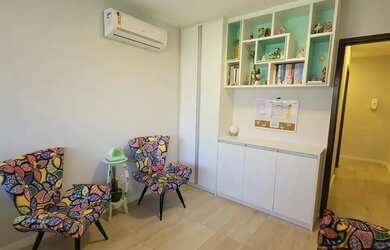 Imagem 2: Oportunidade única: Sala comercial mobiliada na Pituba, Salvador-BA, com 2 banheiros e 1 v