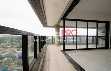 Imagem: O apartamento possui 3 Dormitórios, 4 Banheiros, 2 Vagas na