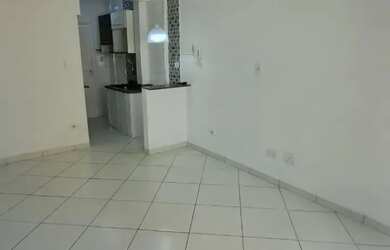 Imagem: O apartamento possui 1 Dormitório, 1 Banheiro, 1 Vaga na garagem