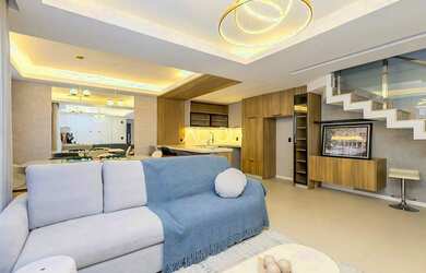 Imagem: A casa possui 3 Dormitórios, 4 Banheiros, 2 Vagas na garagem