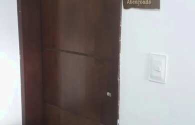 Imagem: A kitnet possui 1 Dormitório, 1 Banheiro, 1 Vaga na garagem