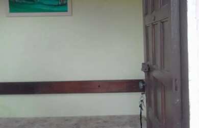 Imagem: A casa possui 2 Dormitórios, 1 Banheiro, 5 Vagas na garagem