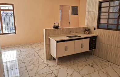 Imagem 7: Casa em Atibaia ZAP. Varanda, 120000m² de Área, 2 Vagas na garageme2...