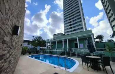 Imagem: O apartamento possui 3 Dormitórios, 1 Banheiro, 1 Vaga na garagem