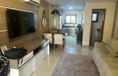 Imagem: A casa possui 2 Dormitórios, 2 Banheiros, 2 Vagas na garagem