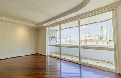 Imagem: O apartamento possui 3 Dormitórios, 2 Banheiros, 3 Vagas na