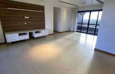 Imagem: O apartamento possui 4 Dormitórios, 5 Banheiros, 3 Vagas na