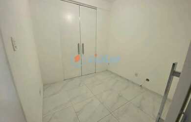 Imagem: O apartamento possui 1 Dormitório, 1 Banheiro, 32m² de Área