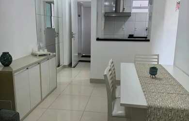 Imagem: O apartamento possui 1 Dormitório, 1 Banheiro, 1 Vaga na garagem