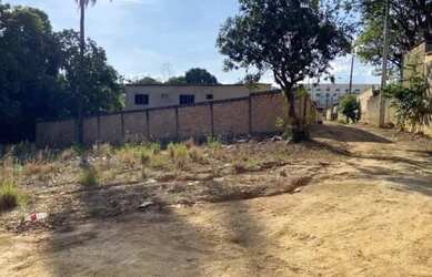 Imagem: O terreno possui 300m² de Área, Imóvel novo e está localizado