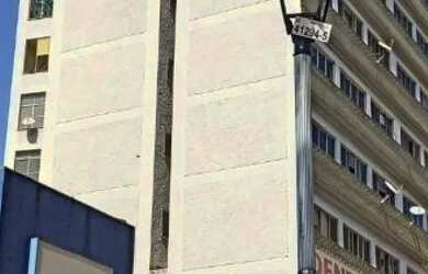 Imagem: O apartamento possui 3 Dormitórios, 2 Banheiros, 128m² de