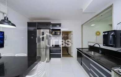 Imagem: O apartamento possui 3 Dormitórios, 4 Banheiros, 2 Vagas na