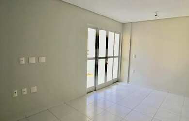 Imagem: O apartamento possui 3 Dormitórios, 3 Banheiros, 2 Vagas na