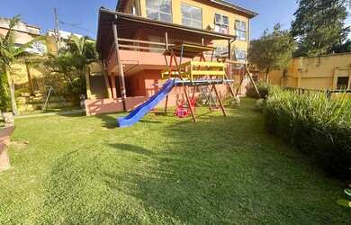 Imagem: A casa em condomínio à venda possui 3 Dormitórios, 1 Banheiro