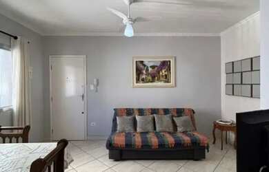 Imagem: O apartamento possui 1 Dormitório, 1 Banheiro, 1 Vaga na garagem