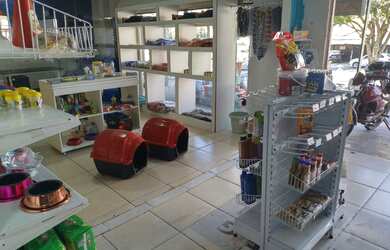 Imagem 2: Vendo-se pet shop. 70m² de Áreae3 Vagas na garagem