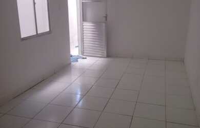 Imagem 1: Casa em plataforma suburbana