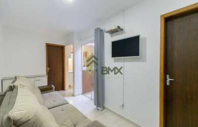 Imagem: A casa possui 2 Dormitórios, 1 Banheiro, 1 Vaga na garagem