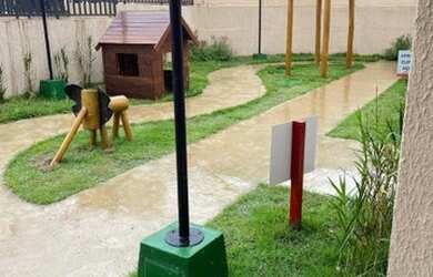 Imagem: O apartamento possui 2 Dormitórios, 1 Banheiro, 1 Vaga na garagem