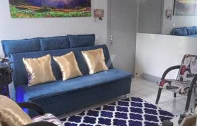 Imagem: O apartamento possui 2 Dormitórios, 1 Banheiro, 1 Vaga na garagem