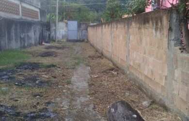 Imagem: A casa possui 2 Dormitórios, 1 Banheiro, 60m² de Área e