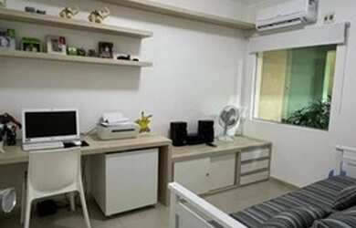 Imagem 8: Casa para venda tem 223 metros quadrados com 4 quartos em Farolândia...