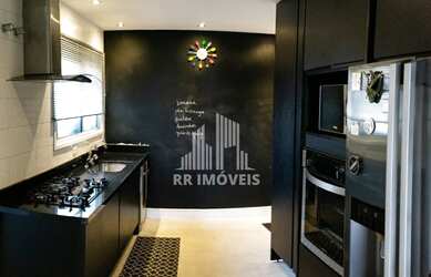 Imagem: O apartamento possui 3 Dormitórios, 1 Banheiro, 2 Vagas na